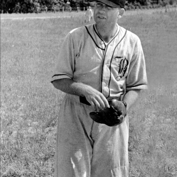 Meet your Posher, Moshi - Picture 7 of 12